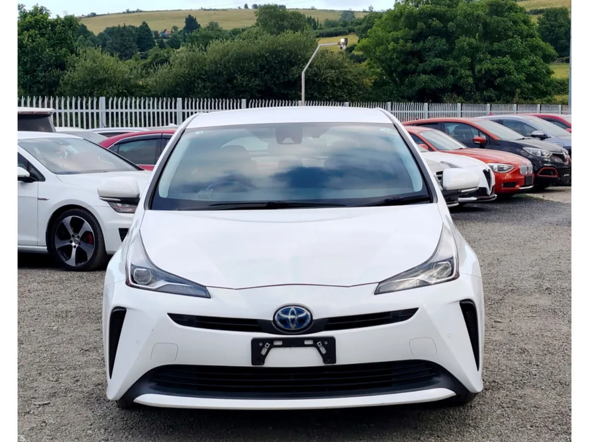 Toyota Prius Hatchback, Petrol Hybrid, 2022, White
