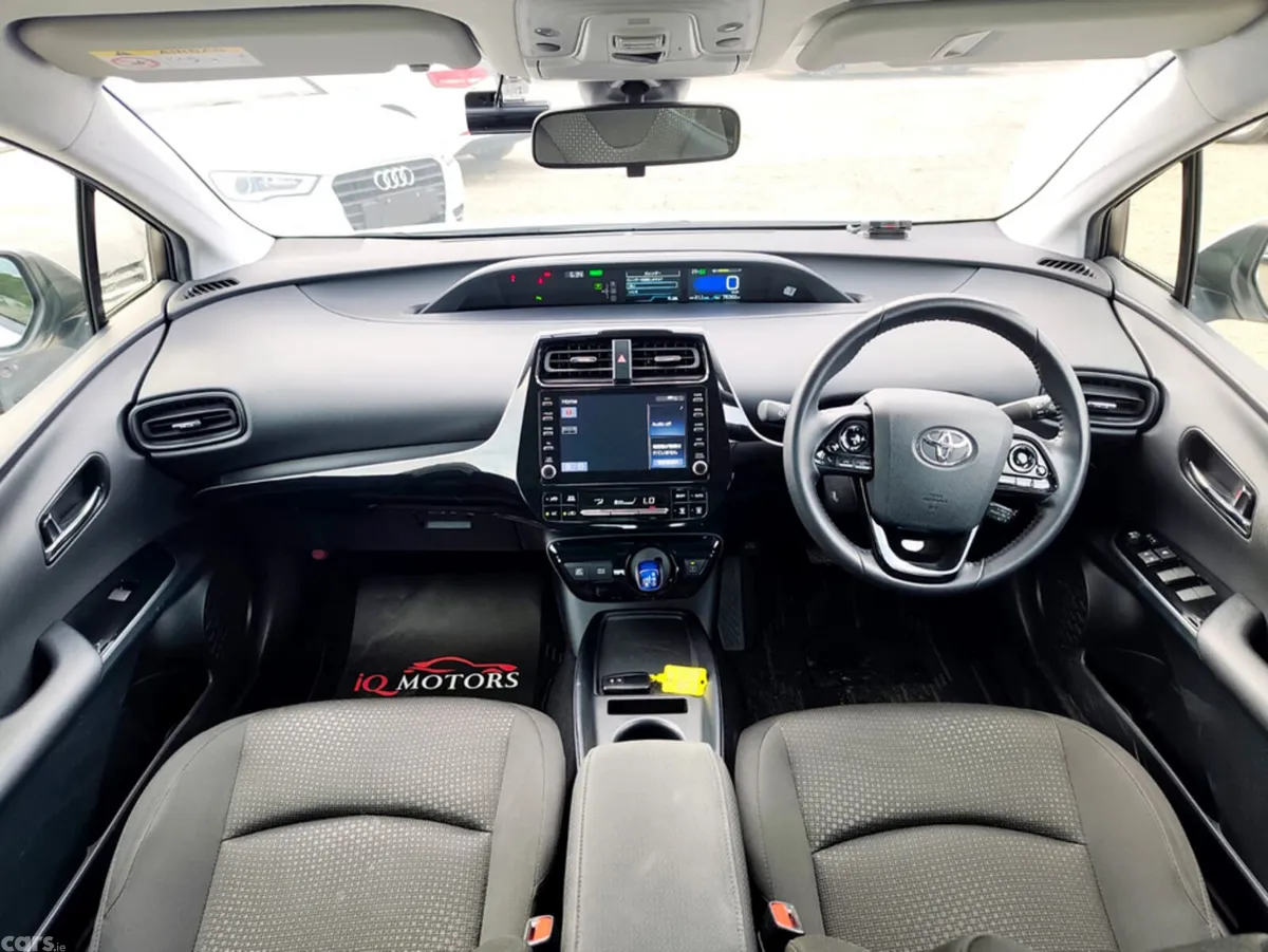 Toyota Prius Hatchback, Petrol Hybrid, 2022, White