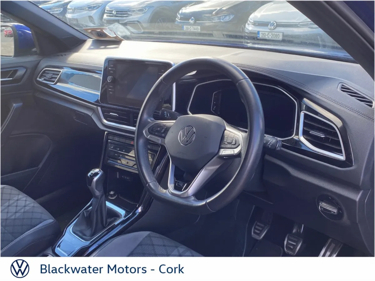 Volkswagen T-Roc SUV, Petrol, 2023, Blue