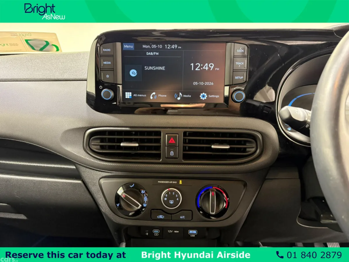 Hyundai i10 Hatchback, Petrol, 2024, White