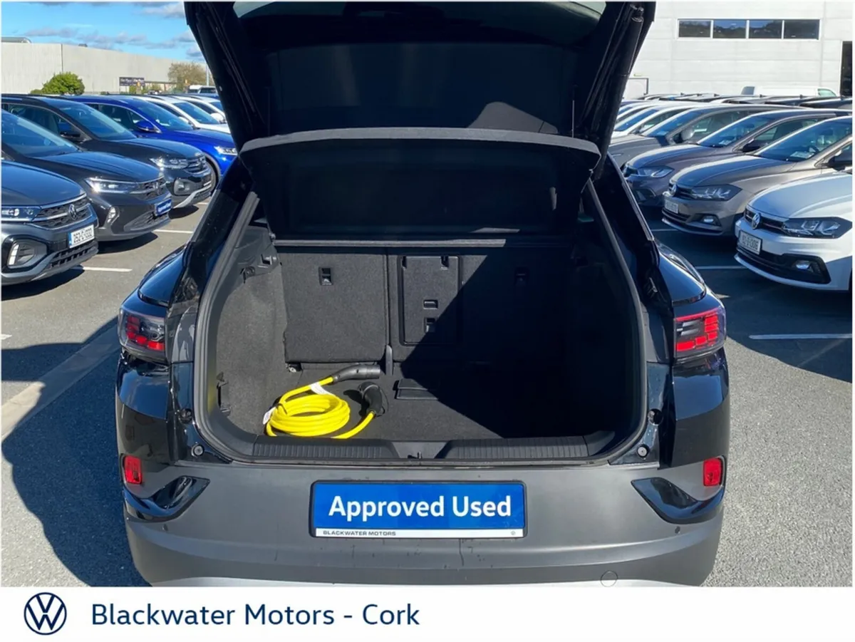 Volkswagen ID.4 Estate, Electric, 2025, Black