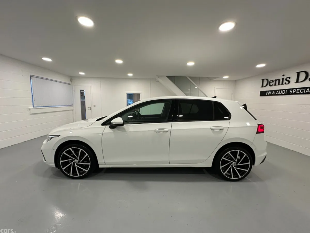 Volkswagen Golf Hatchback, Petrol, 2021, White