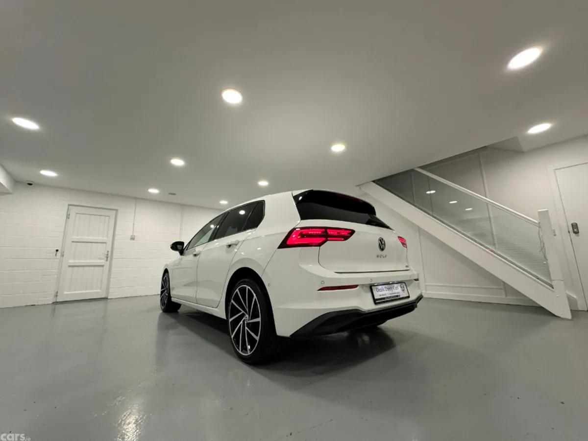Volkswagen Golf Hatchback, Petrol, 2021, White