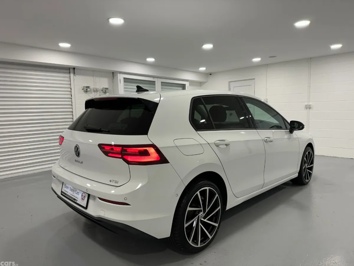 Volkswagen Golf Hatchback, Petrol, 2021, White