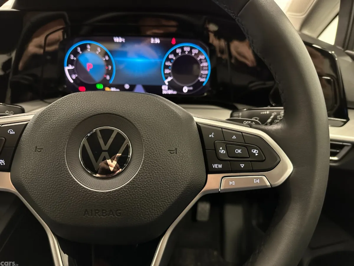 Volkswagen Golf Hatchback, Petrol, 2021, White
