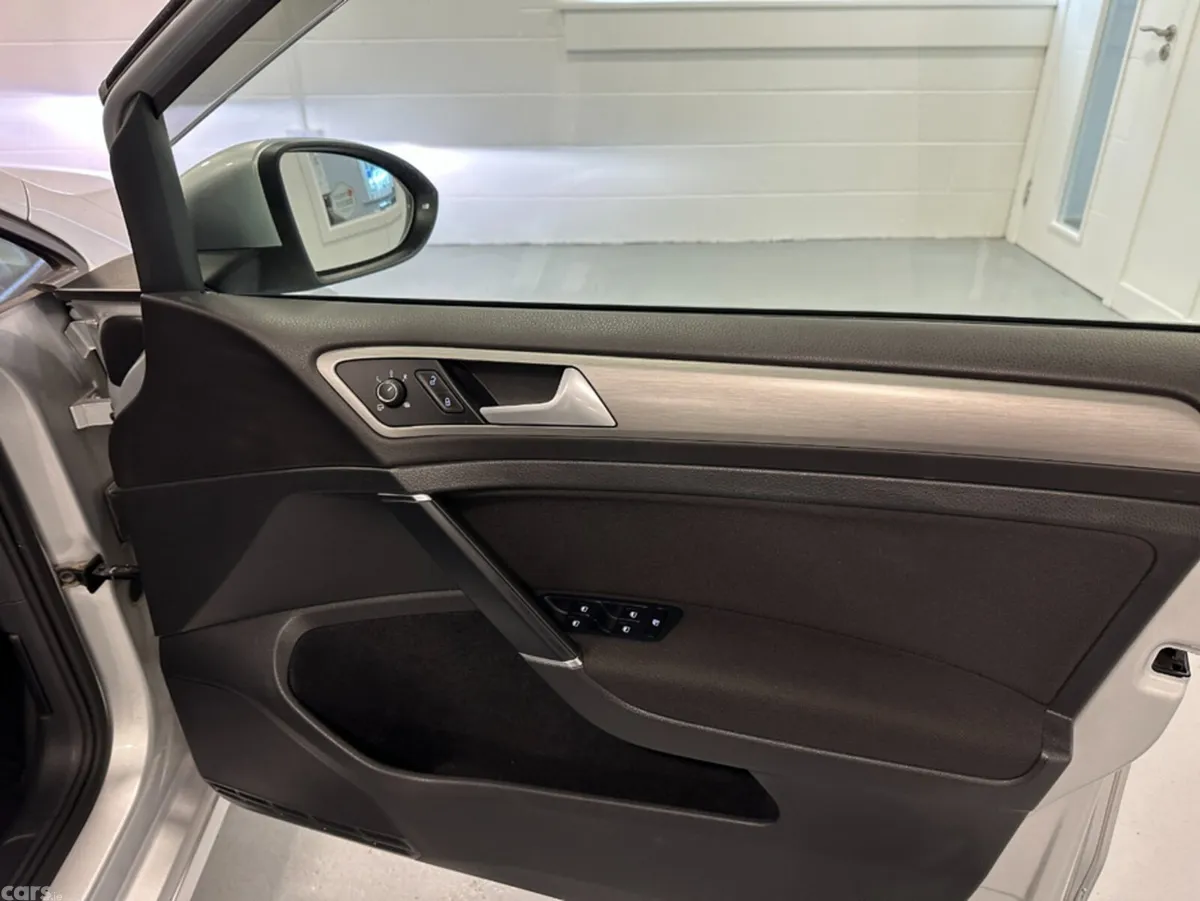 Volkswagen Golf Hatchback, Petrol, 2014, Silver