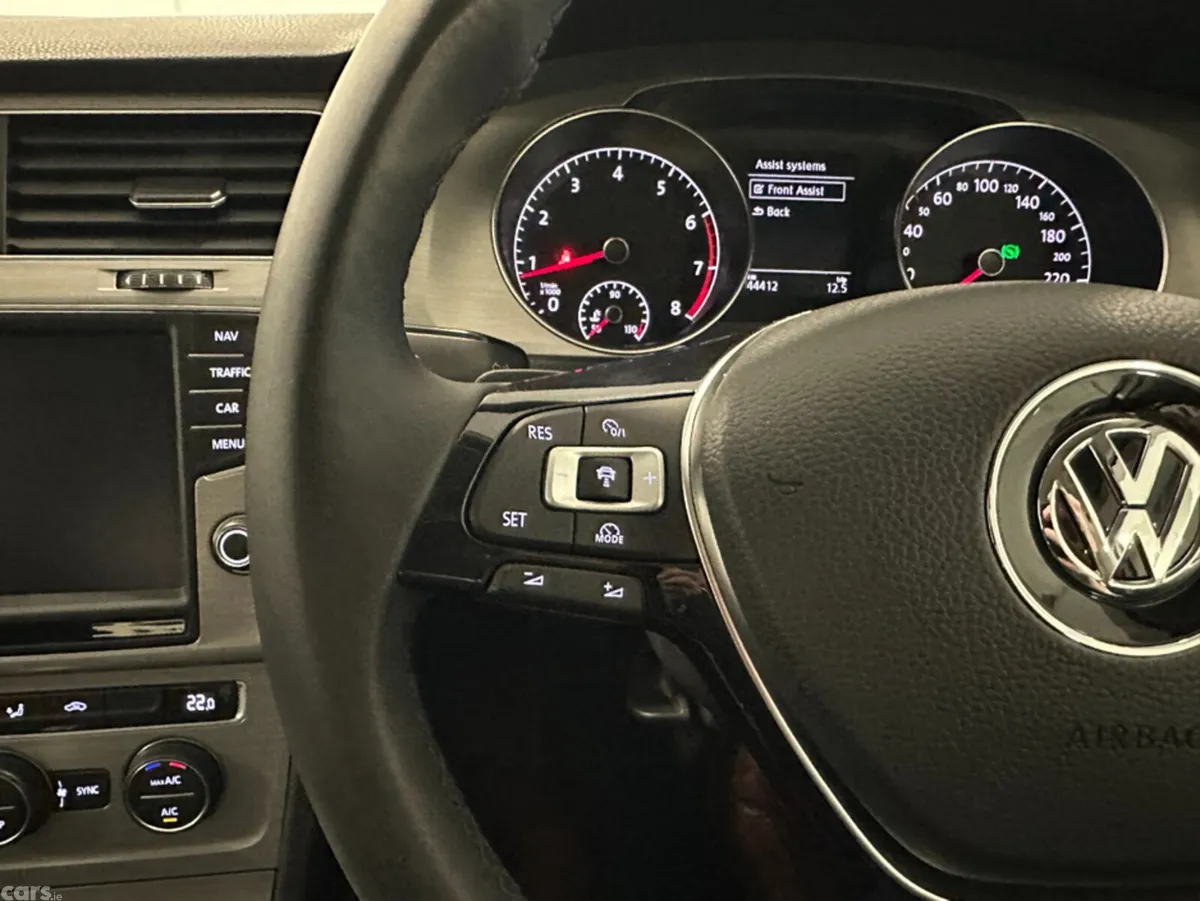 Volkswagen Golf Hatchback, Petrol, 2014, Silver
