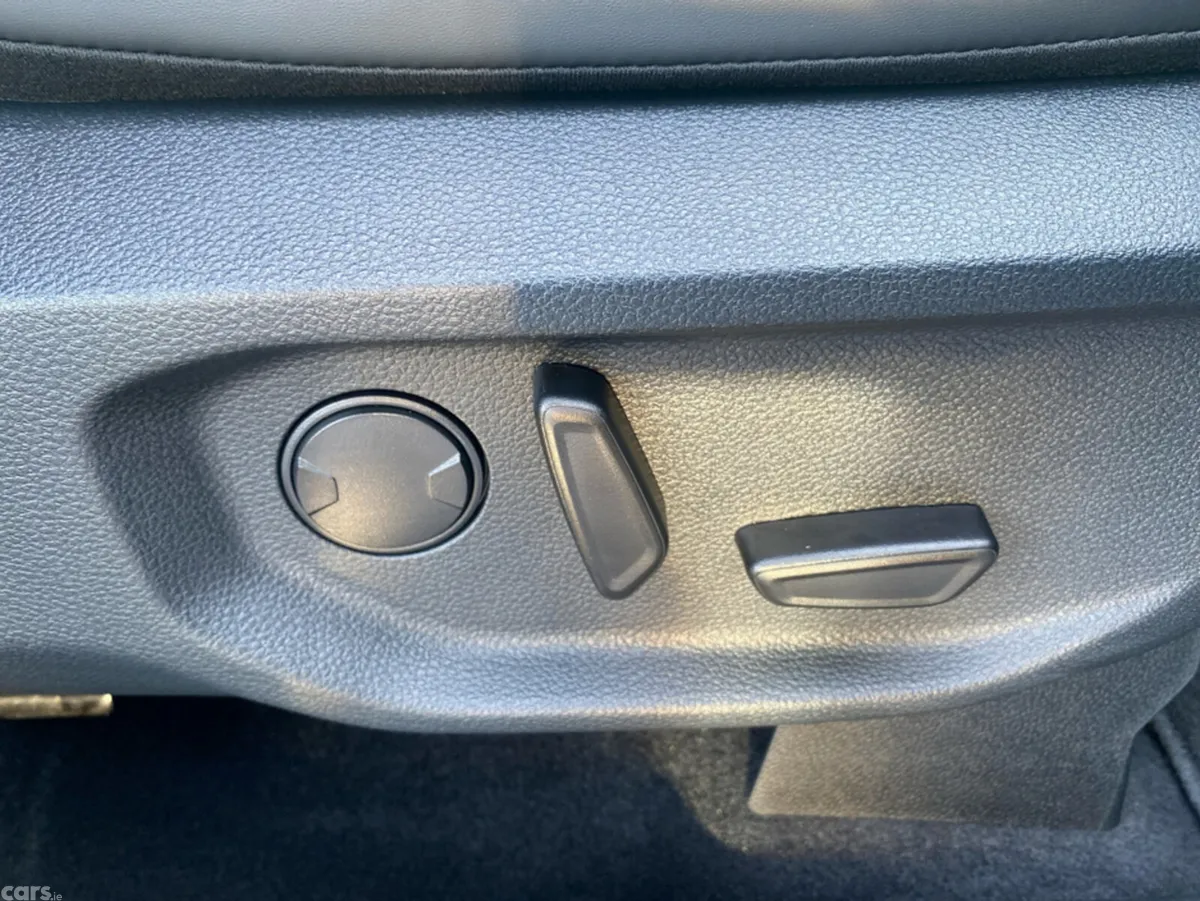 Ford Ranger Pick Up, Petrol, 2026, Grey