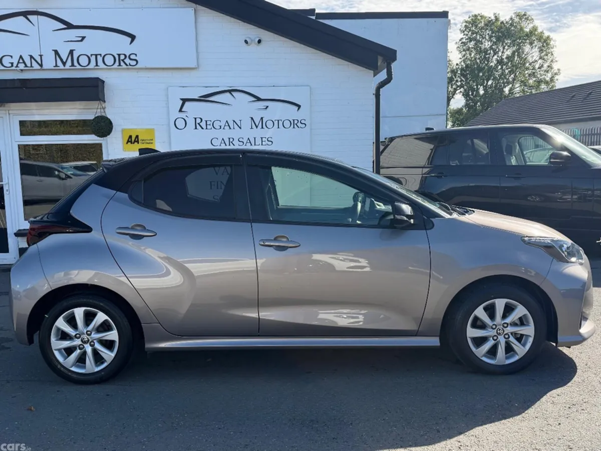 Toyota Yaris Hatchback, Petrol, 2020, Grey