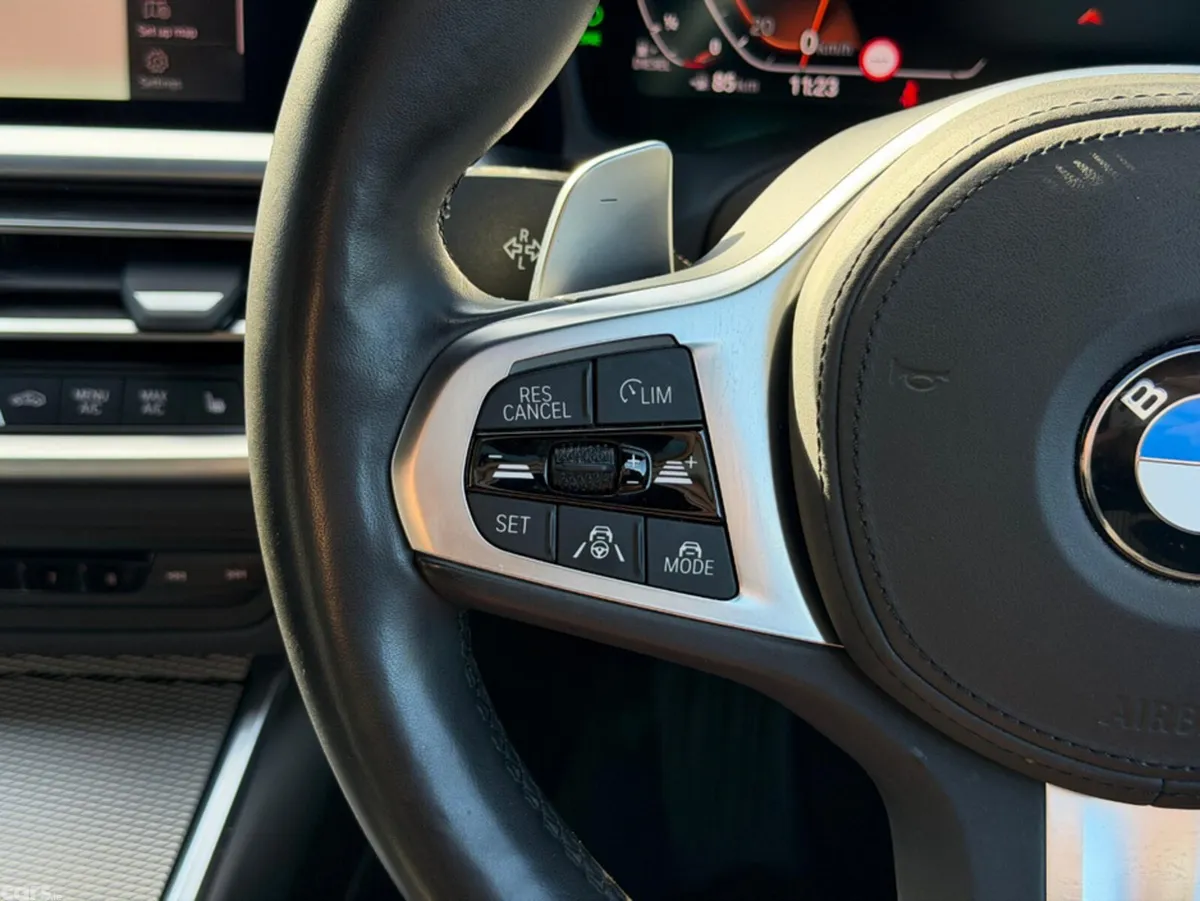 BMW 3-Series Saloon, Diesel, 2019, Blue