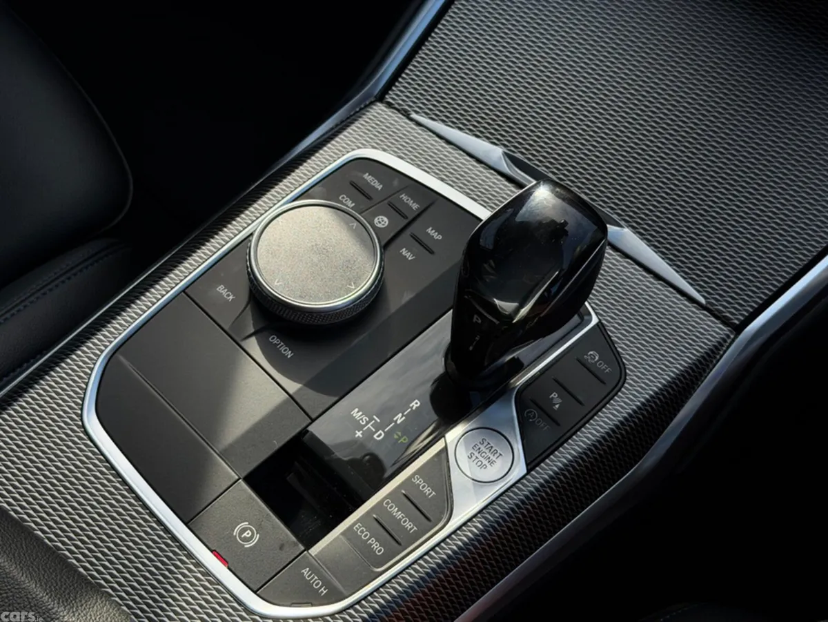 BMW 3-Series Saloon, Diesel, 2019, Blue