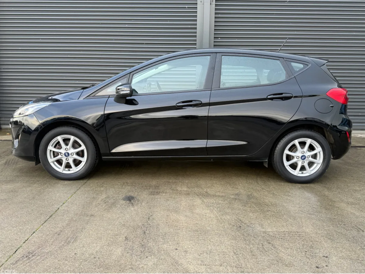 Ford Fiesta Hatchback, Petrol, 2019, Black