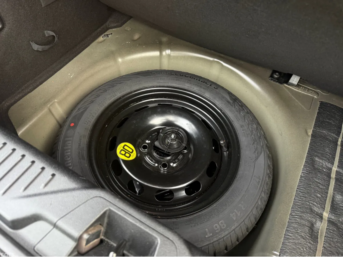 Ford Fiesta Hatchback, Petrol, 2019, Black