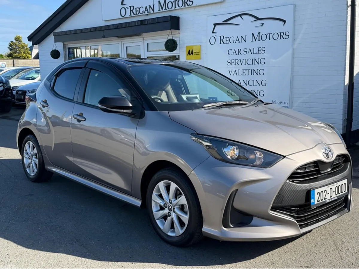 Toyota Yaris Hatchback, Petrol, 2020, Grey