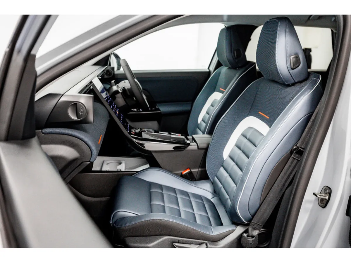 Citroen C5 Aircross SUV, Petrol Hybrid, 2026, White