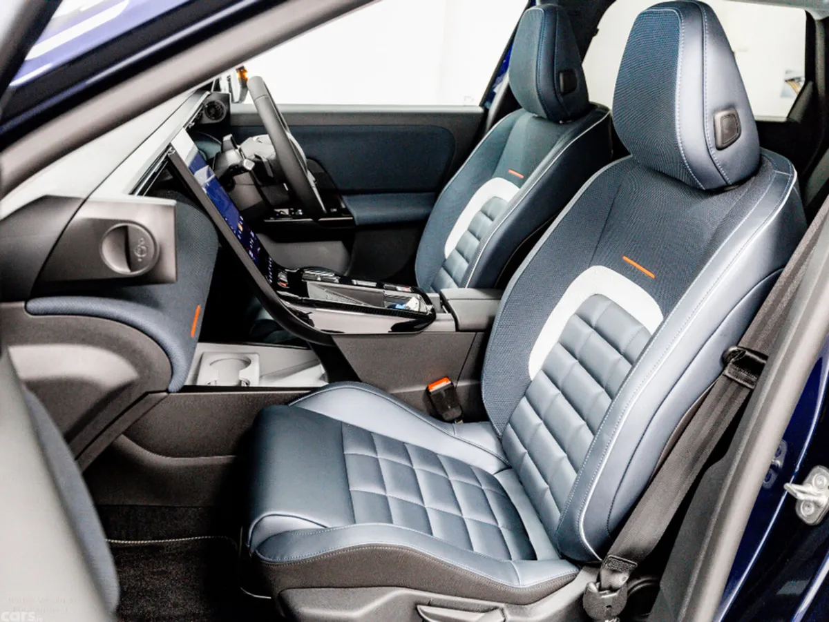 Citroen C5 Aircross SUV, Petrol Hybrid, 2026, Blue