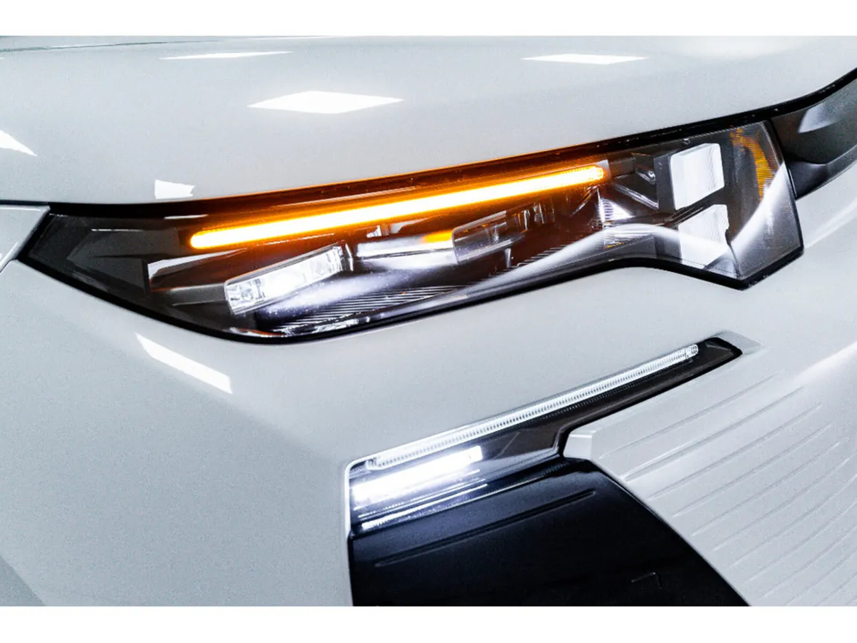 Citroen C5 Aircross SUV, Petrol Hybrid, 2026, White