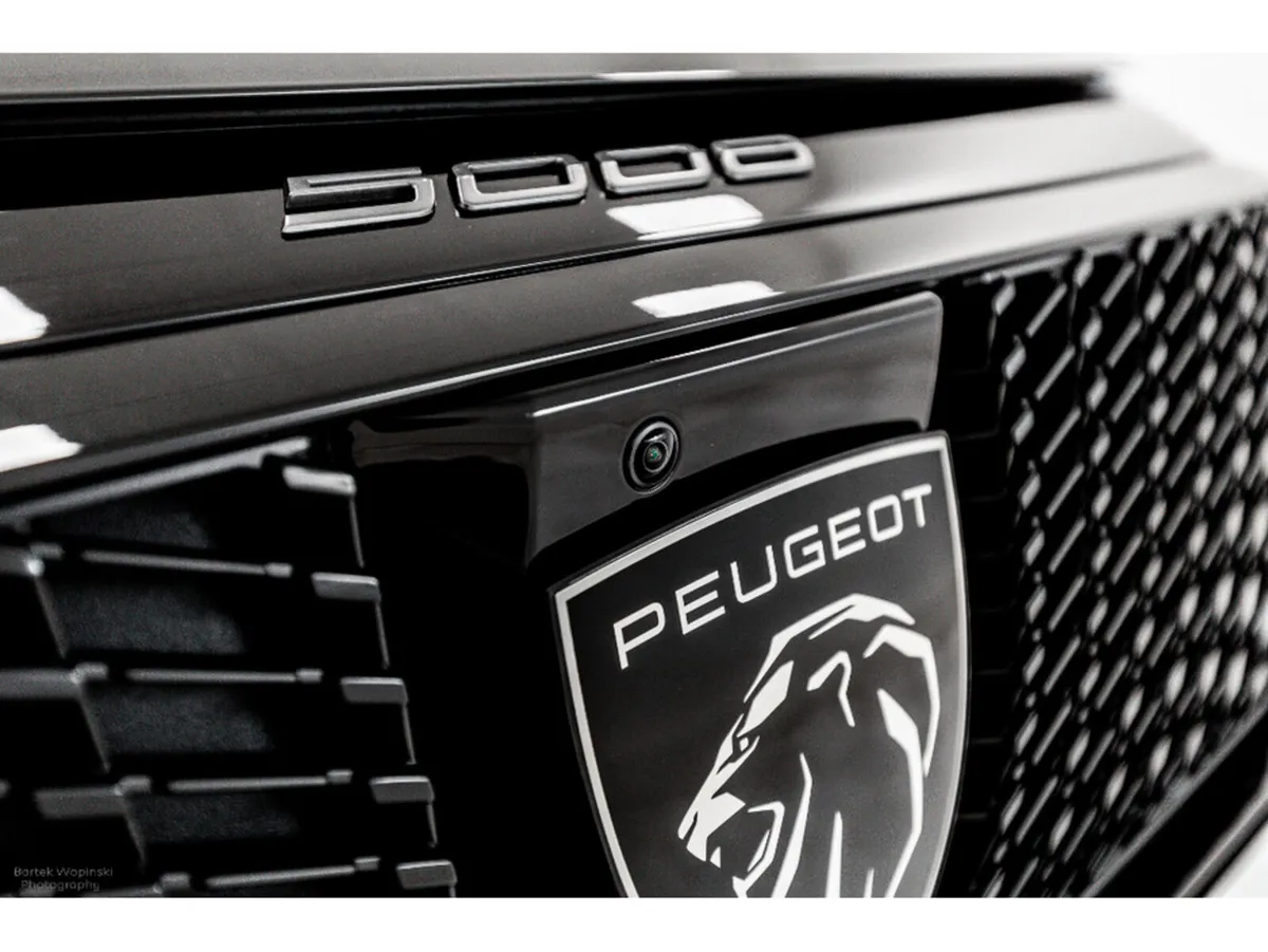 Peugeot 5008 SUV, Petrol Hybrid, 2026, Black