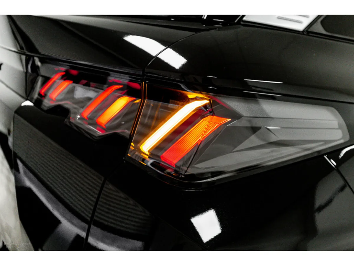Peugeot 5008 SUV, Petrol Hybrid, 2026, Black