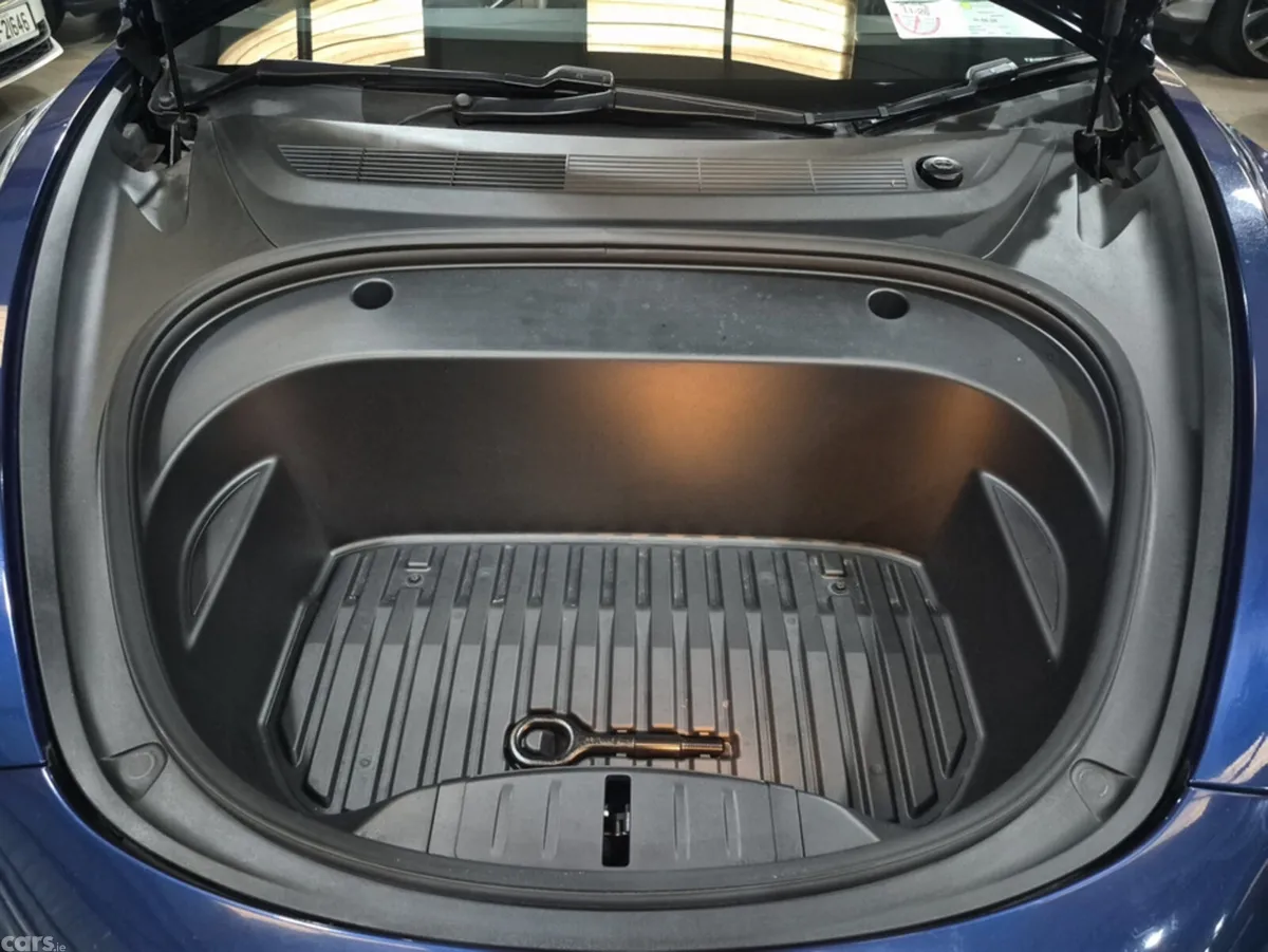 Tesla Model 3 Saloon, Electric, 2022, Blue