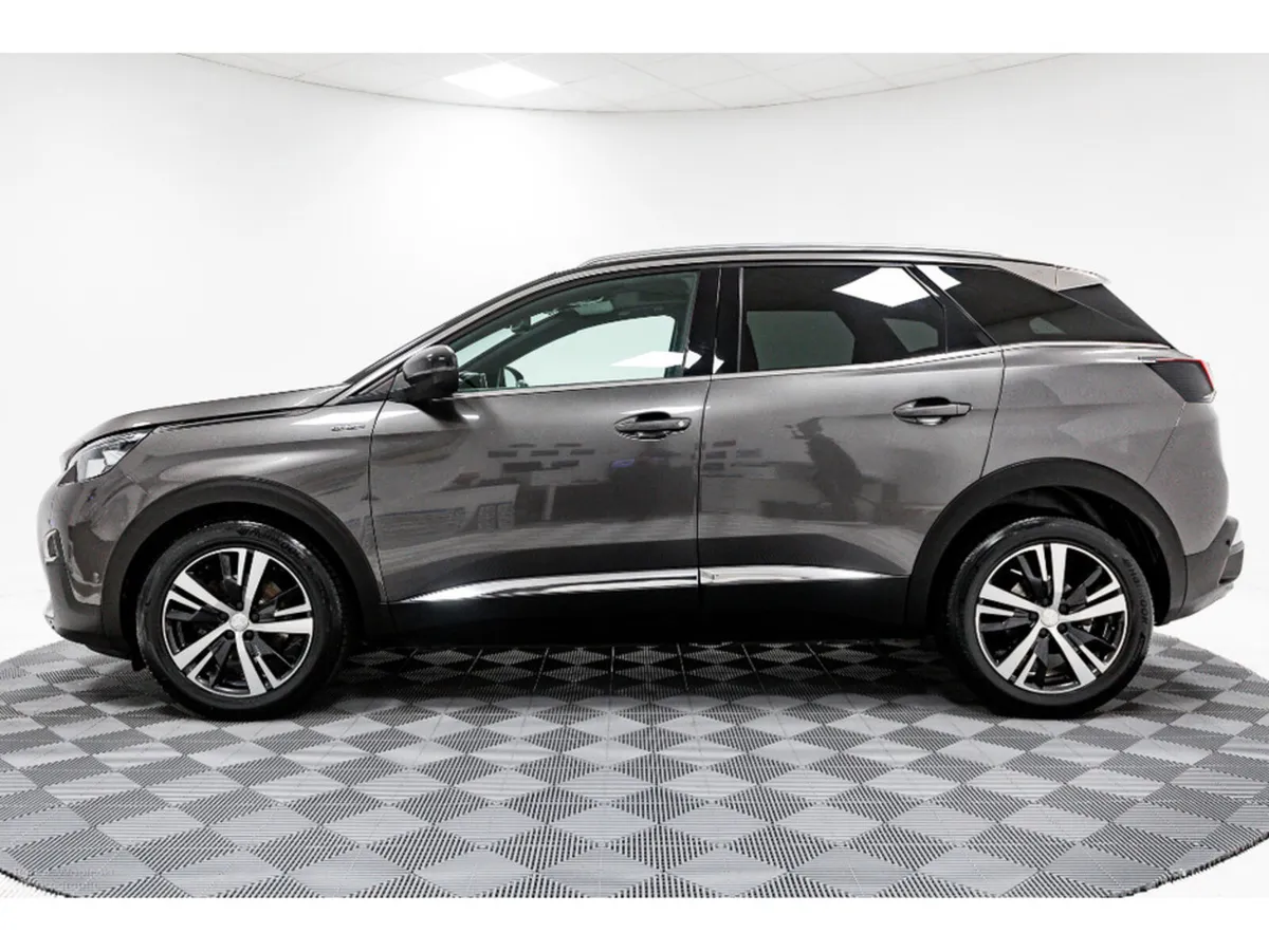 Peugeot 3008 SUV, Petrol, 2018, Grey