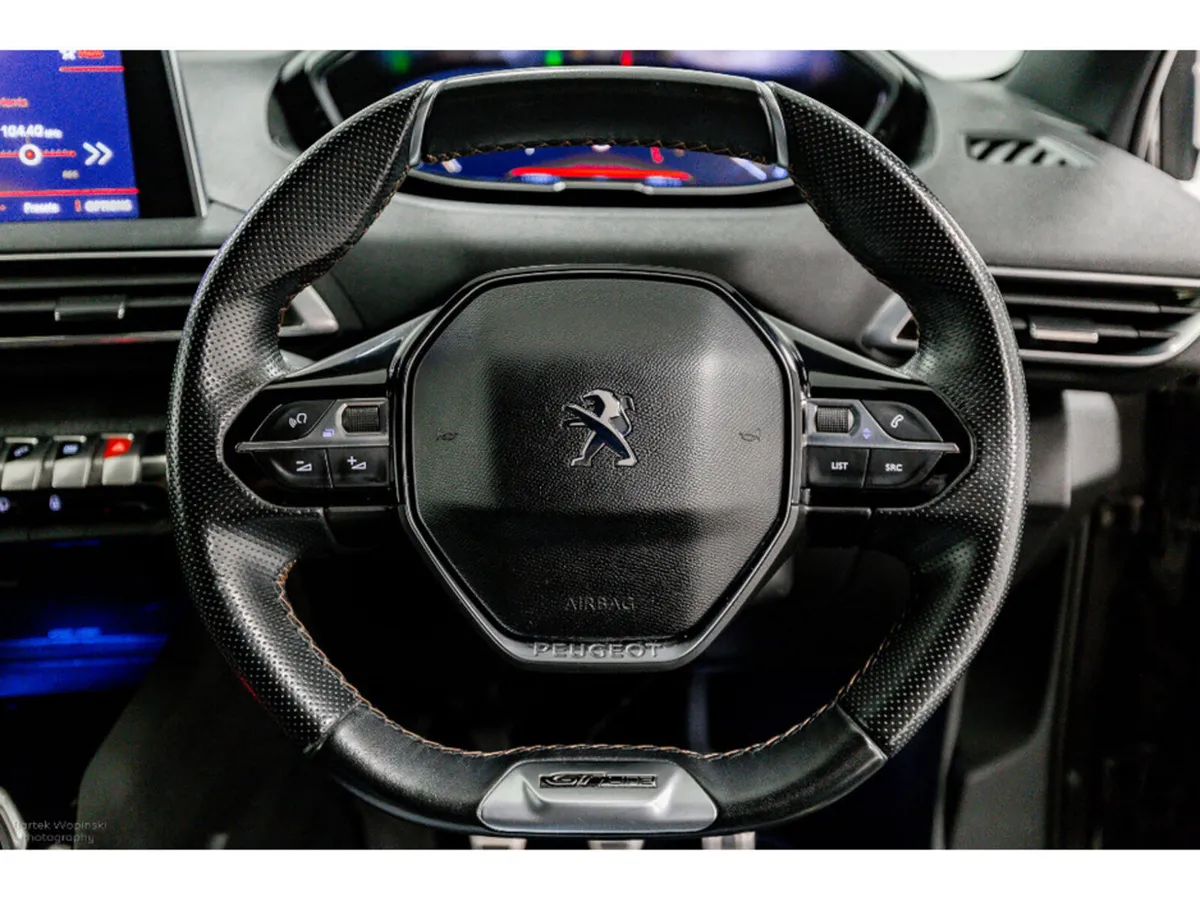 Peugeot 3008 SUV, Petrol, 2018, Grey