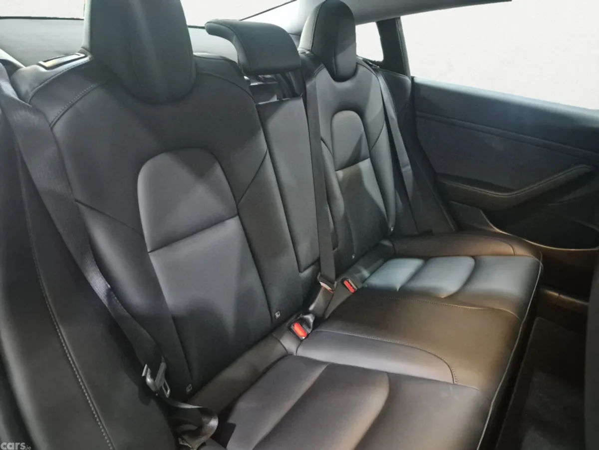 Tesla Model 3 Saloon, Electric, 2022, Blue