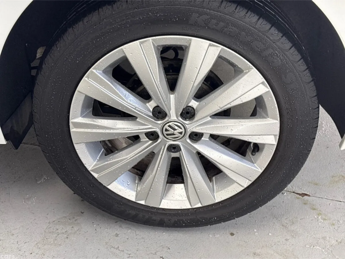 Volkswagen Polo Hatchback, Petrol, 2019, White