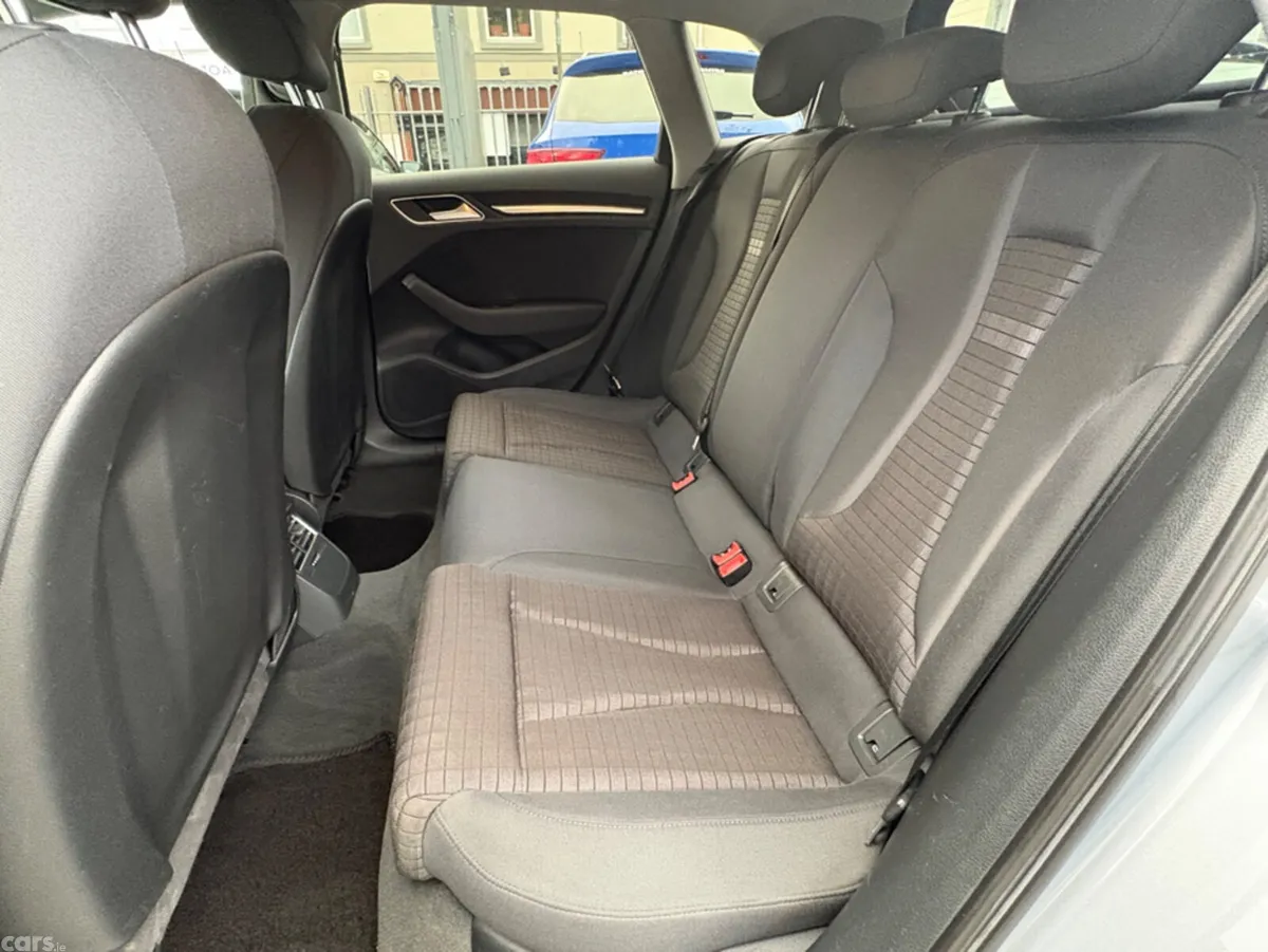 Audi A3 Hatchback, Diesel, 2017, Silver