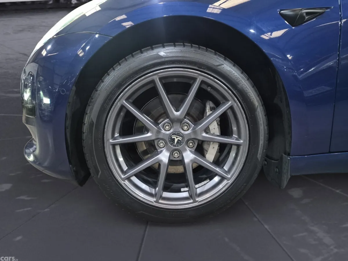 Tesla Model 3 Saloon, Electric, 2022, Blue