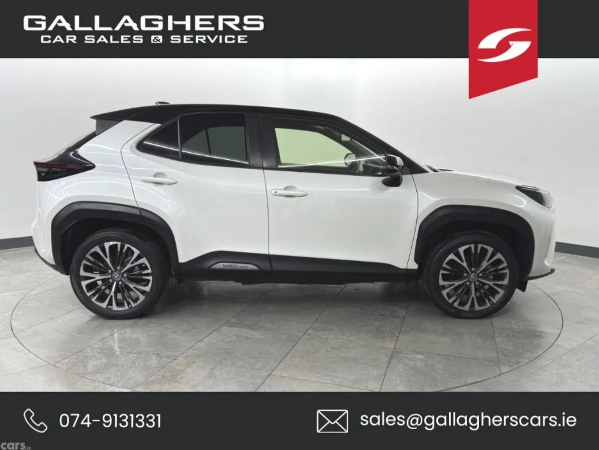 Toyota Yaris Cross SUV, Petrol Hybrid, 2021, White