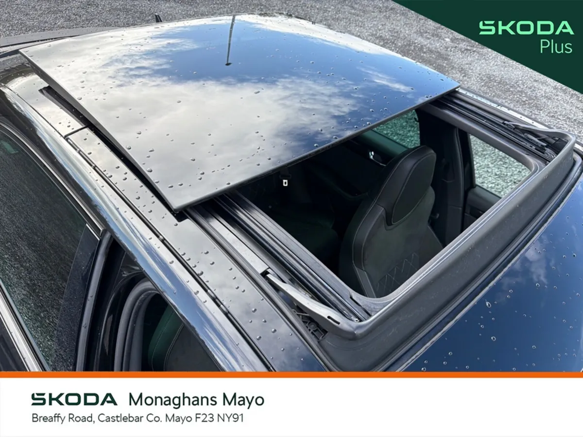 Skoda Superb Hatchback, Diesel, 2024, Black