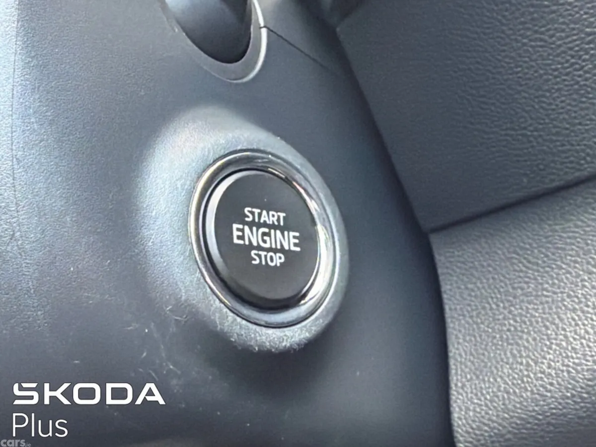 Skoda Karoq Estate, Petrol, 2022, Grey