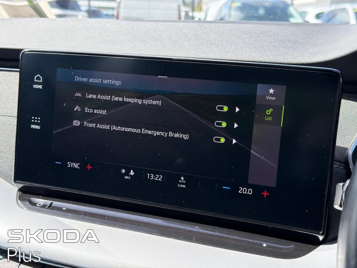 Skoda Octavia Hatchback, Diesel, 2022, Blue