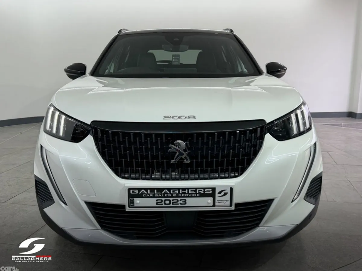 Peugeot 2008 Hatchback, Petrol, 2023, White