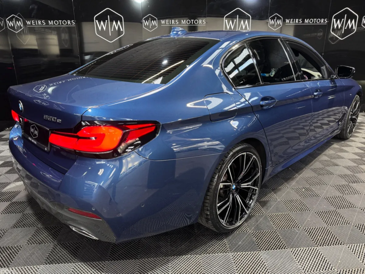 BMW 5-Series Saloon, Petrol Plug-in Hybrid, 2021, Blue