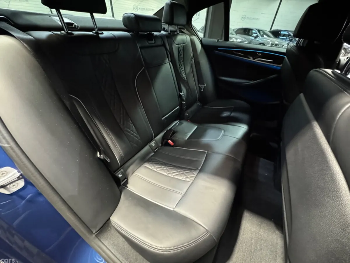 BMW 5-Series Saloon, Petrol Plug-in Hybrid, 2021, Blue