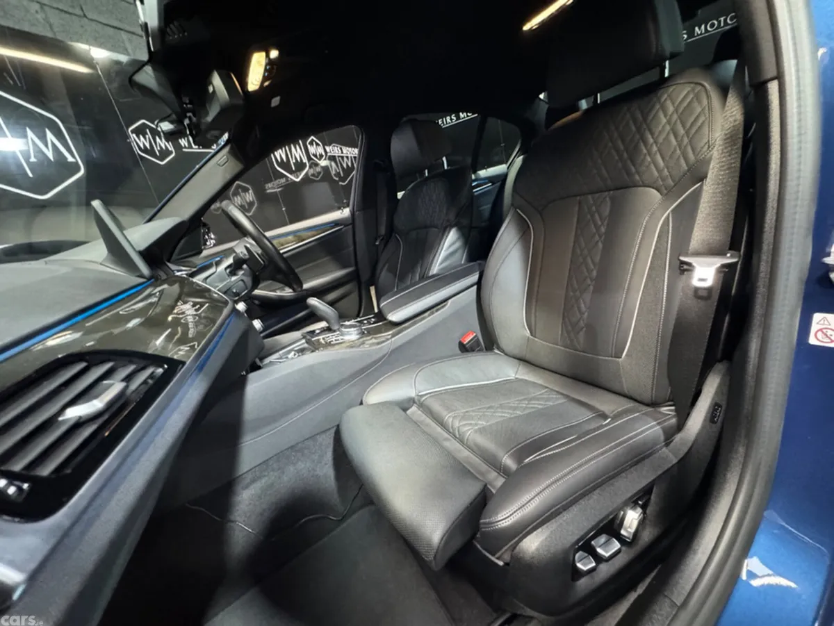 BMW 5-Series Saloon, Petrol Plug-in Hybrid, 2021, Blue