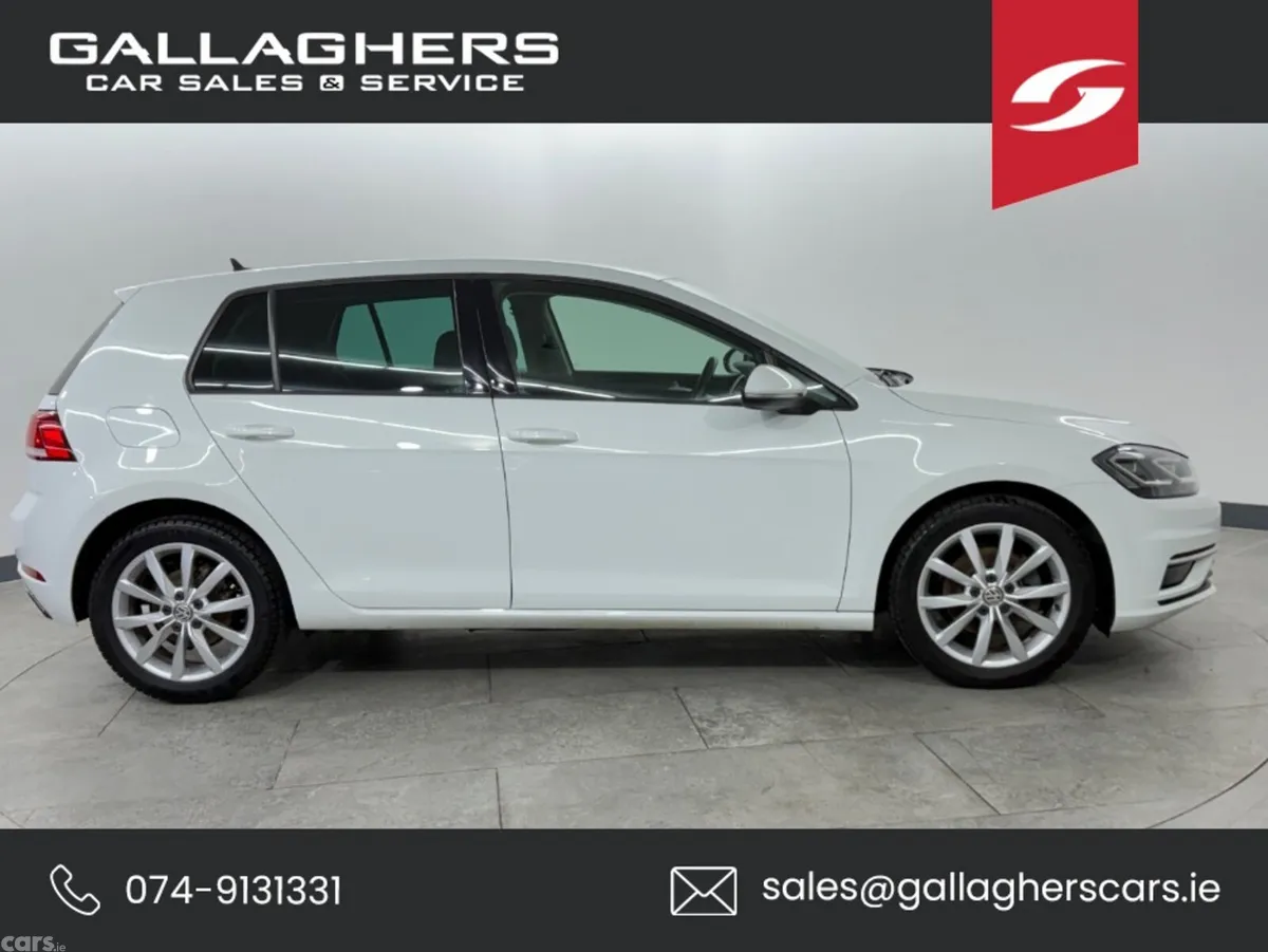Volkswagen Golf Hatchback, Petrol, 2019, White