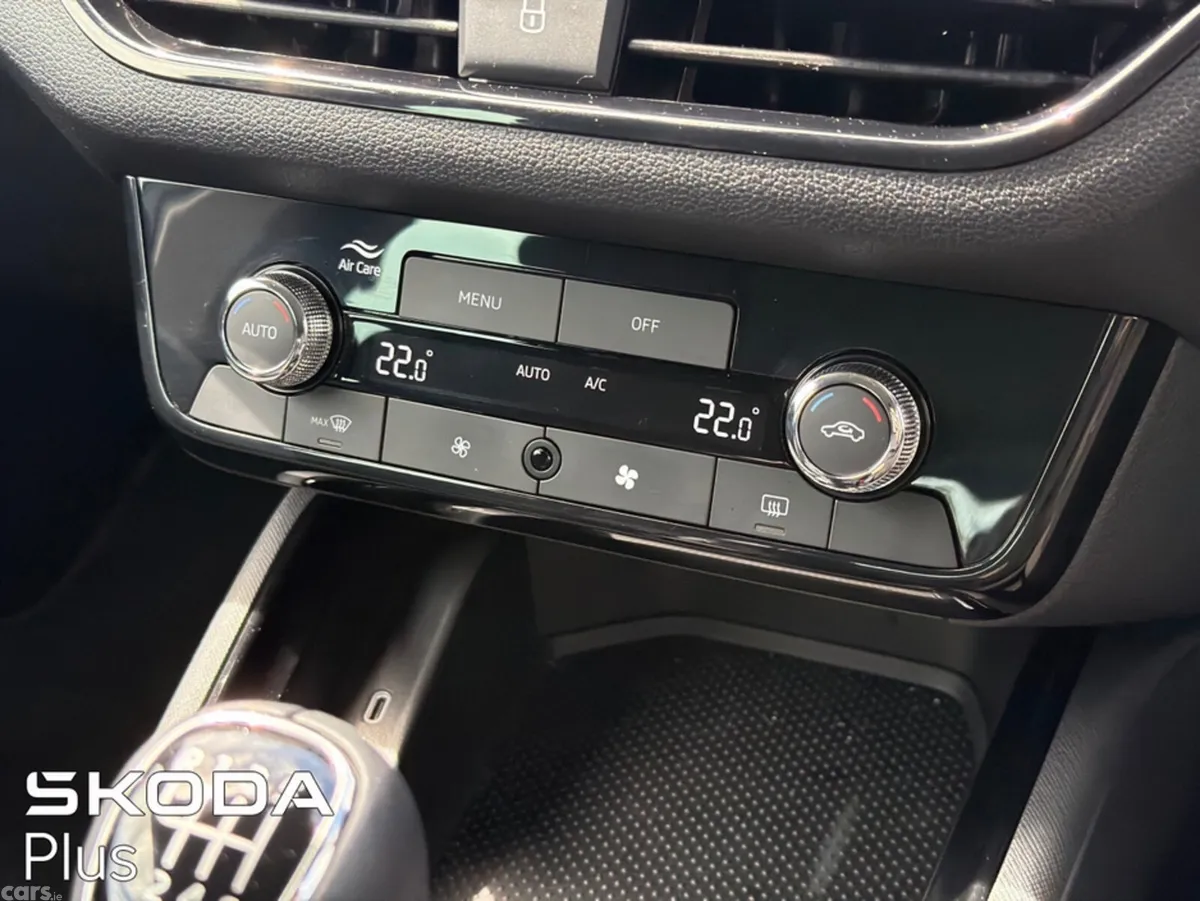 Skoda Scala Hatchback, Petrol, 2026, Grey