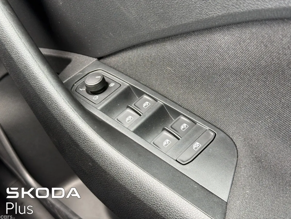 Skoda Scala Hatchback, Petrol, 2026, Blue