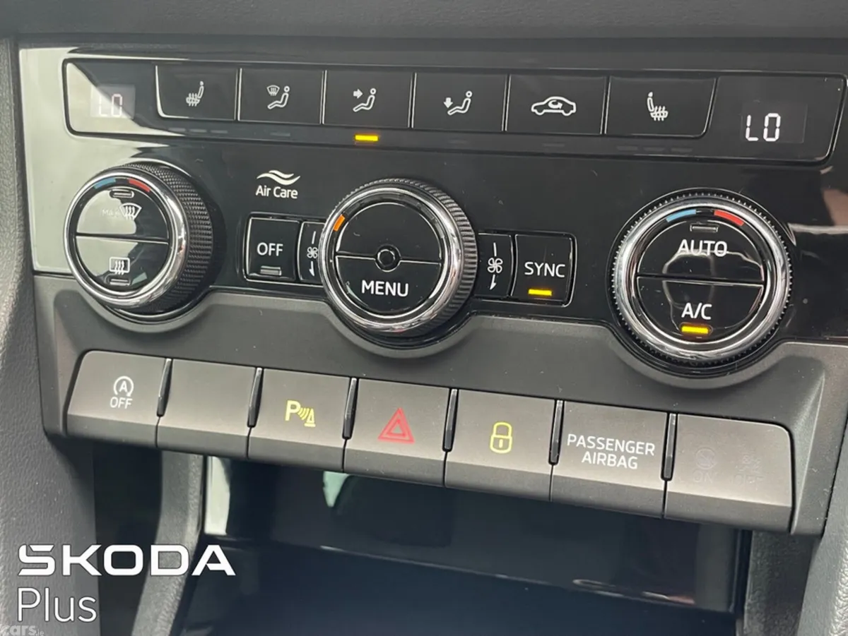 Skoda Karoq SUV, Diesel, 2024, Blue