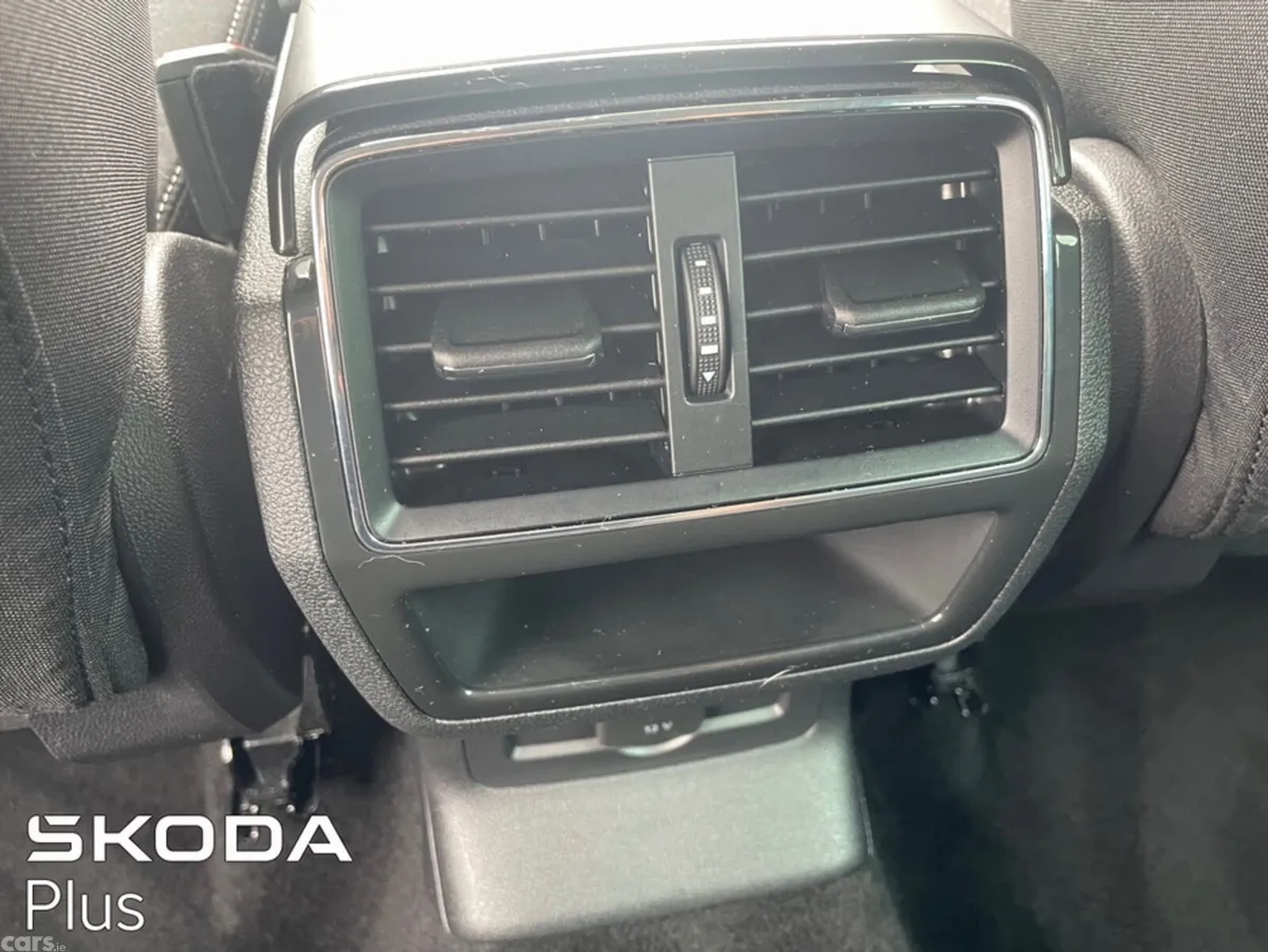 Skoda Karoq SUV, Diesel, 2024, Blue
