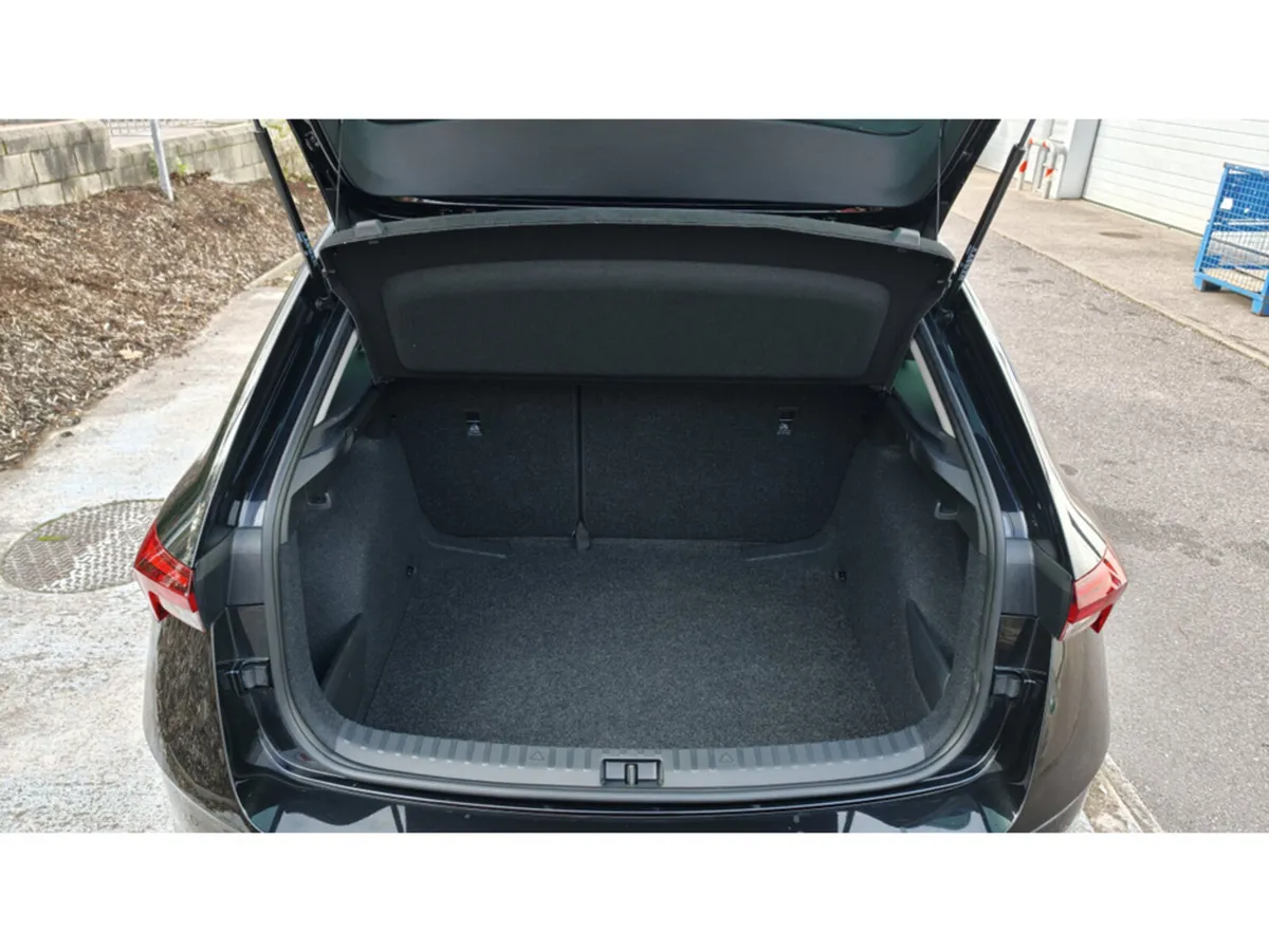 Skoda Scala Hatchback, Petrol, 2026, Black