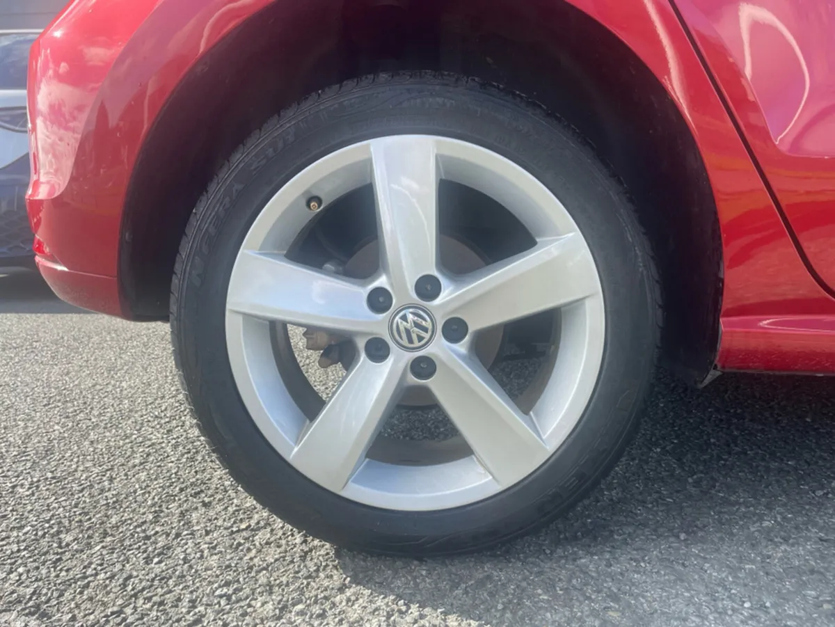Volkswagen Polo Hatchback, Petrol, 2017, Red