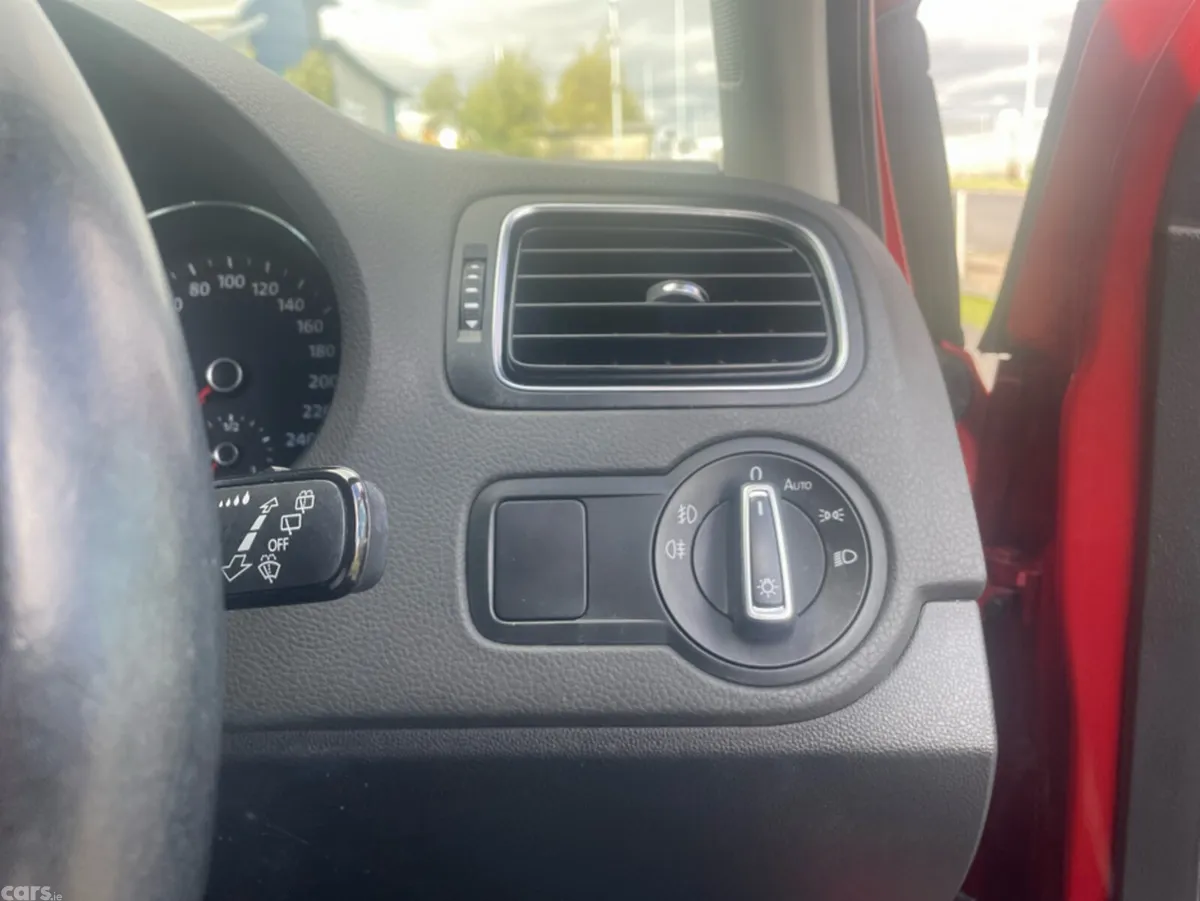 Volkswagen Polo Hatchback, Petrol, 2017, Red