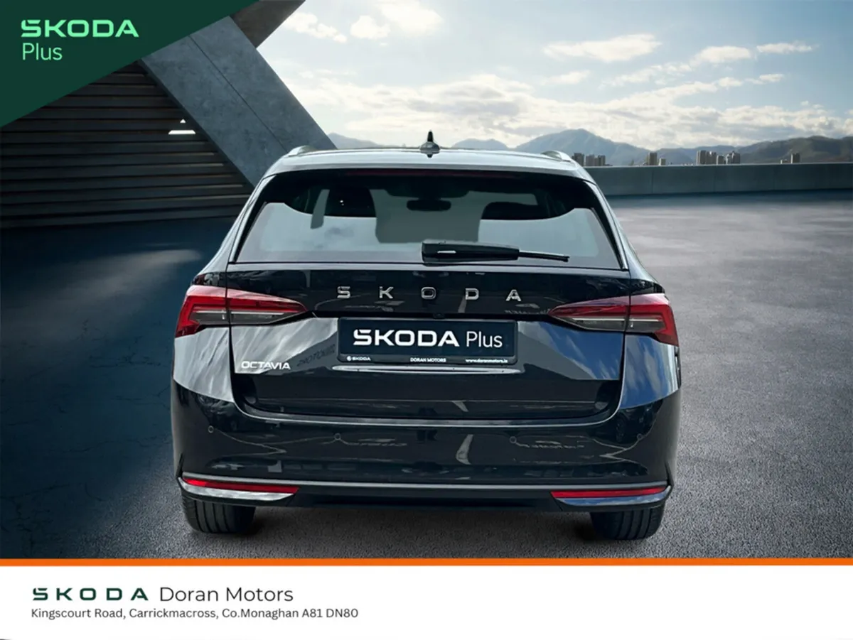 Skoda Octavia Estate, Diesel, 2025, Black