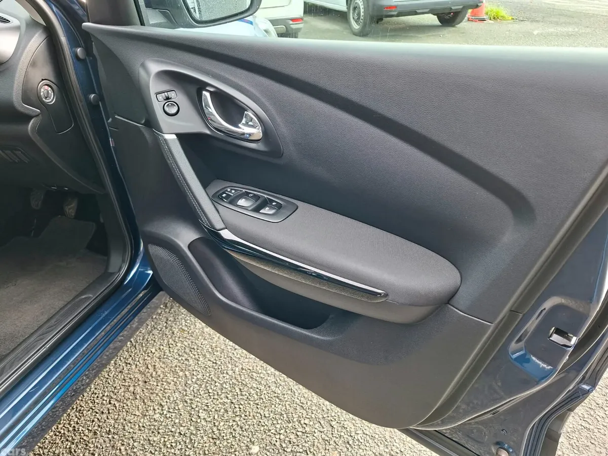 Renault Kadjar SUV, Diesel, 2016, Blue