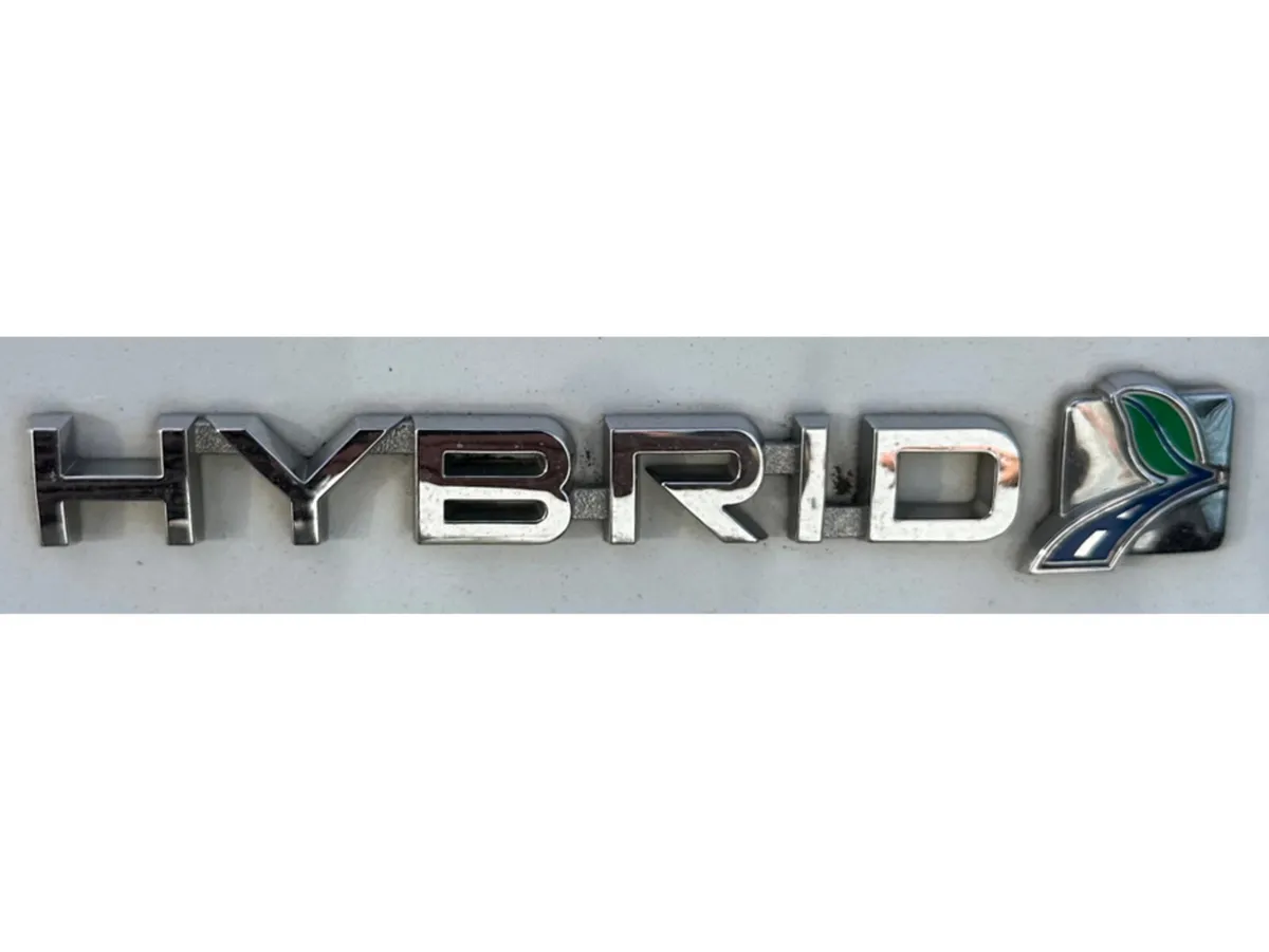 Ford Mondeo Saloon, Petrol Hybrid, 2019, White