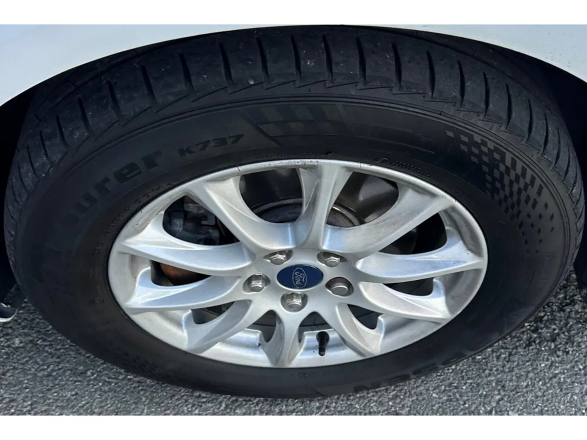 Ford Mondeo Saloon, Petrol Hybrid, 2019, White